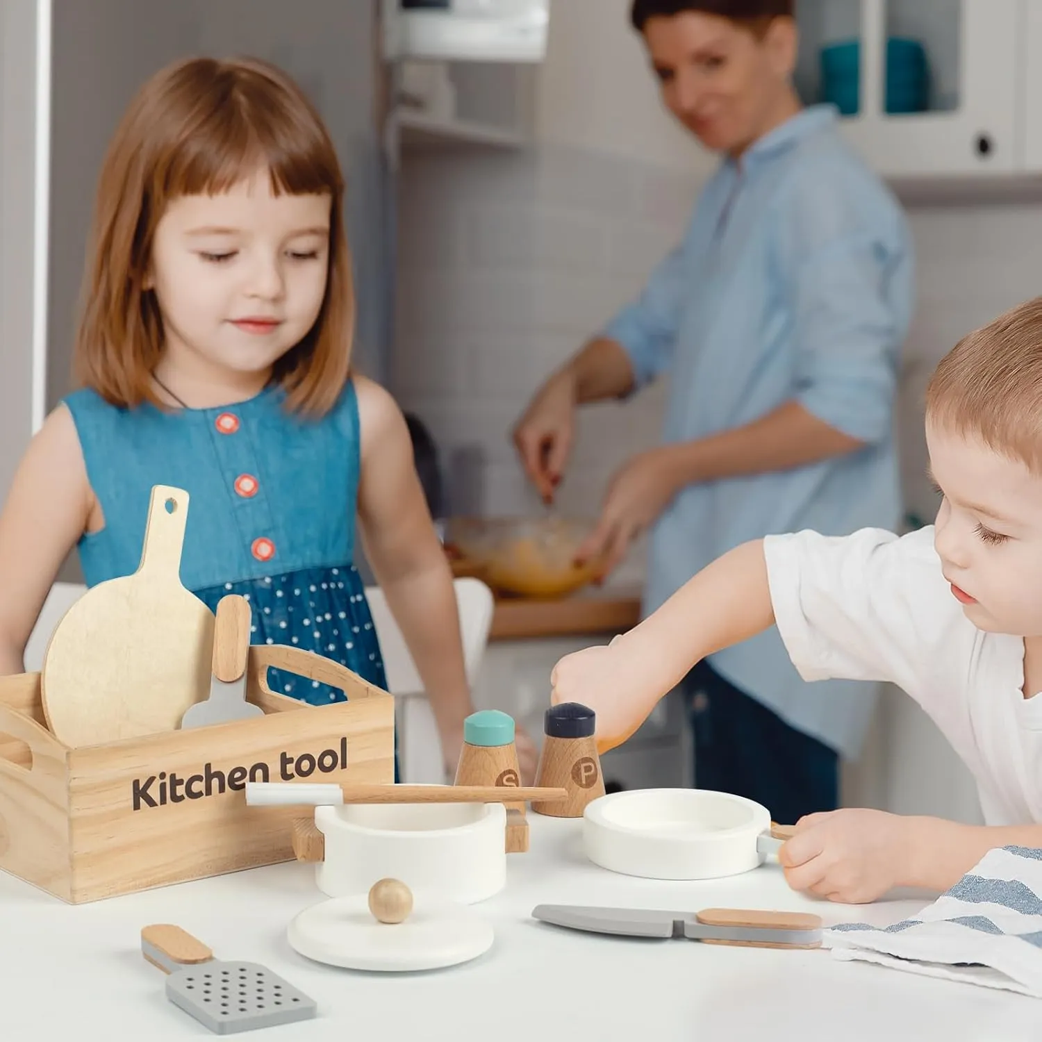 10 PCS Play Kitchen Utensils Set, Pretend Play Pots and Pans, Wooden Play Kitchen Accessories, Childrens Kitchen Playset, Kids Play Cooking Set, Learning Toy for 3  Kids Girls Boys