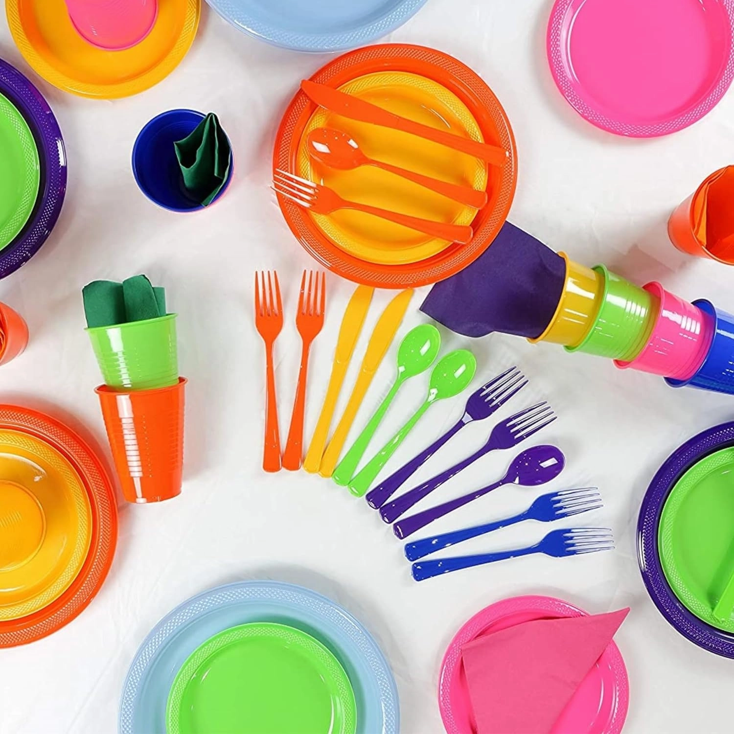 350 Pcs Valentines Plastic Plates For Party, Valentines Disposable Plates Set, 50 Of Each 9" Dinner Plate Set, 7" Dessert Plate, Cups, Napkins & Cutlery Plastic Dinnerware Party Solids