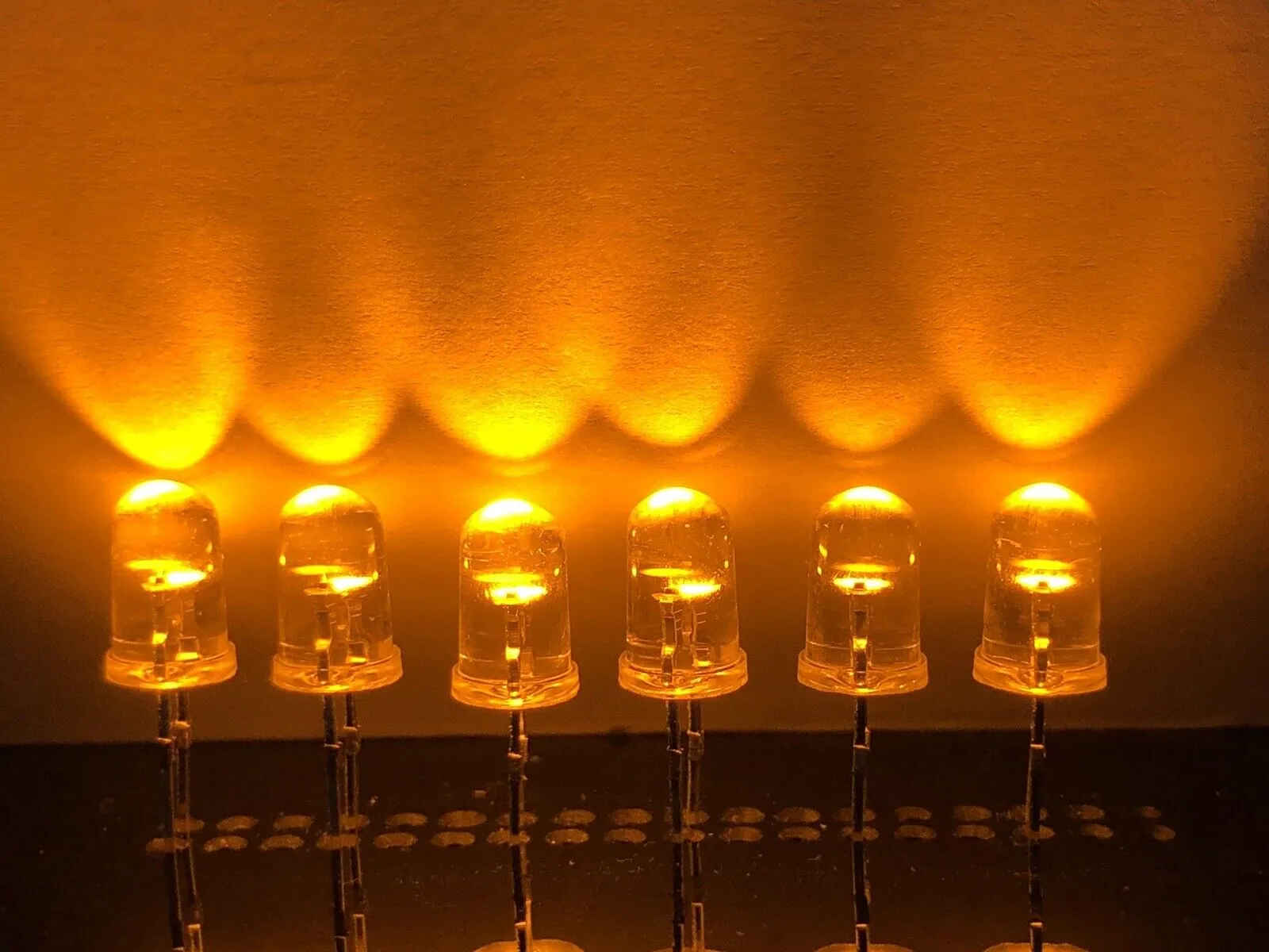 5mm 100PCS True Flame 1800-2000K LED Flicker Flame Candle Light Emitting Diodes