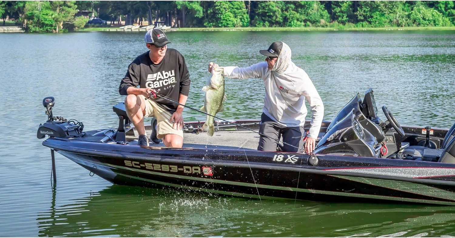 Abu Garcia Vengeance Low Profile Baitcast Reel and Fishing Rod Combo