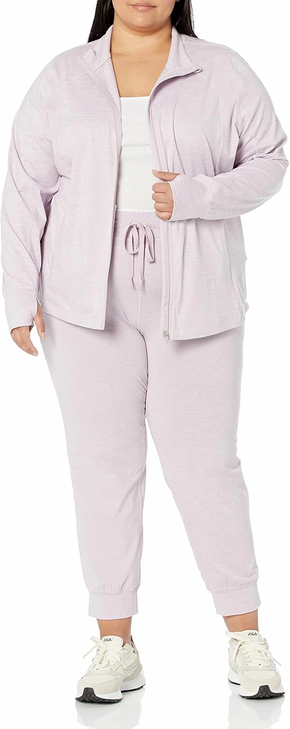 Amazon Essentials Women's Fleece Full-Zip Jacket - Brushed Tech Stretch (Available in Plus Size)