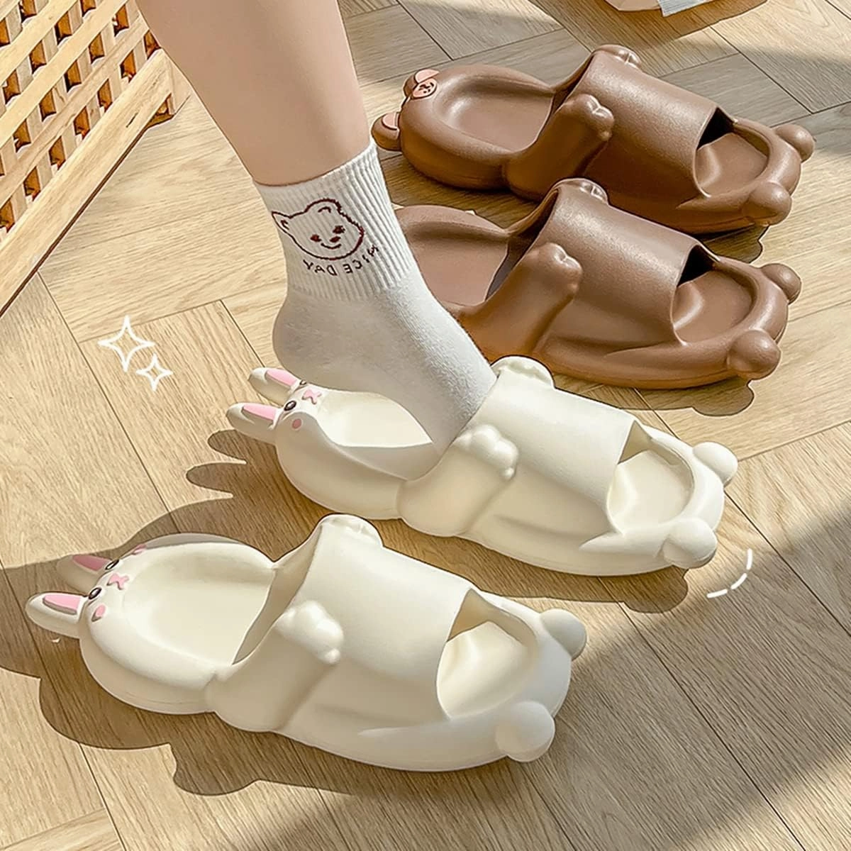 Aoakva Kawaii Slippers Kawaii Clogs Mules for Girls Women Cute Bunny/Bear Summer Shower Slippers Non-Slip Beach Shoes EVA Soft