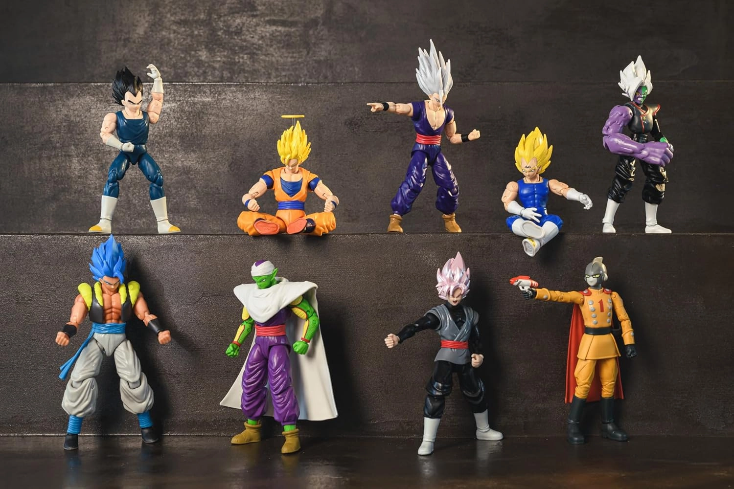 BANDAI Dragon Stars Figures Superhero Vegeta | Dragon Ball Action Figure | 17cm Articulated Figure | Anime Gifts and Merch
