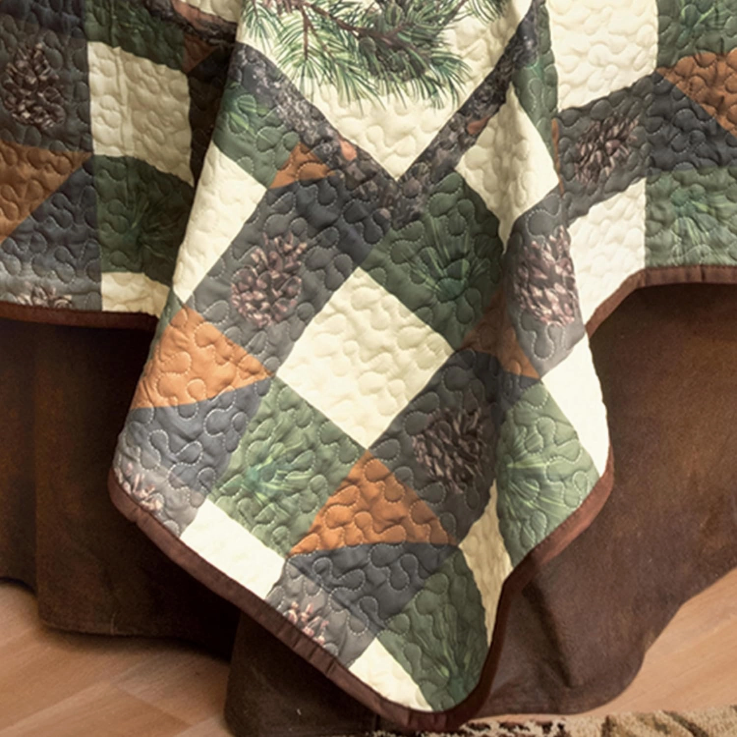 Black Forest Décor Woodland Pinecones Twin Quilt Set - Lightweight, Cabin Style Bedding with Pinecone Motif, Includes Quilt and Sham, Machine Washable