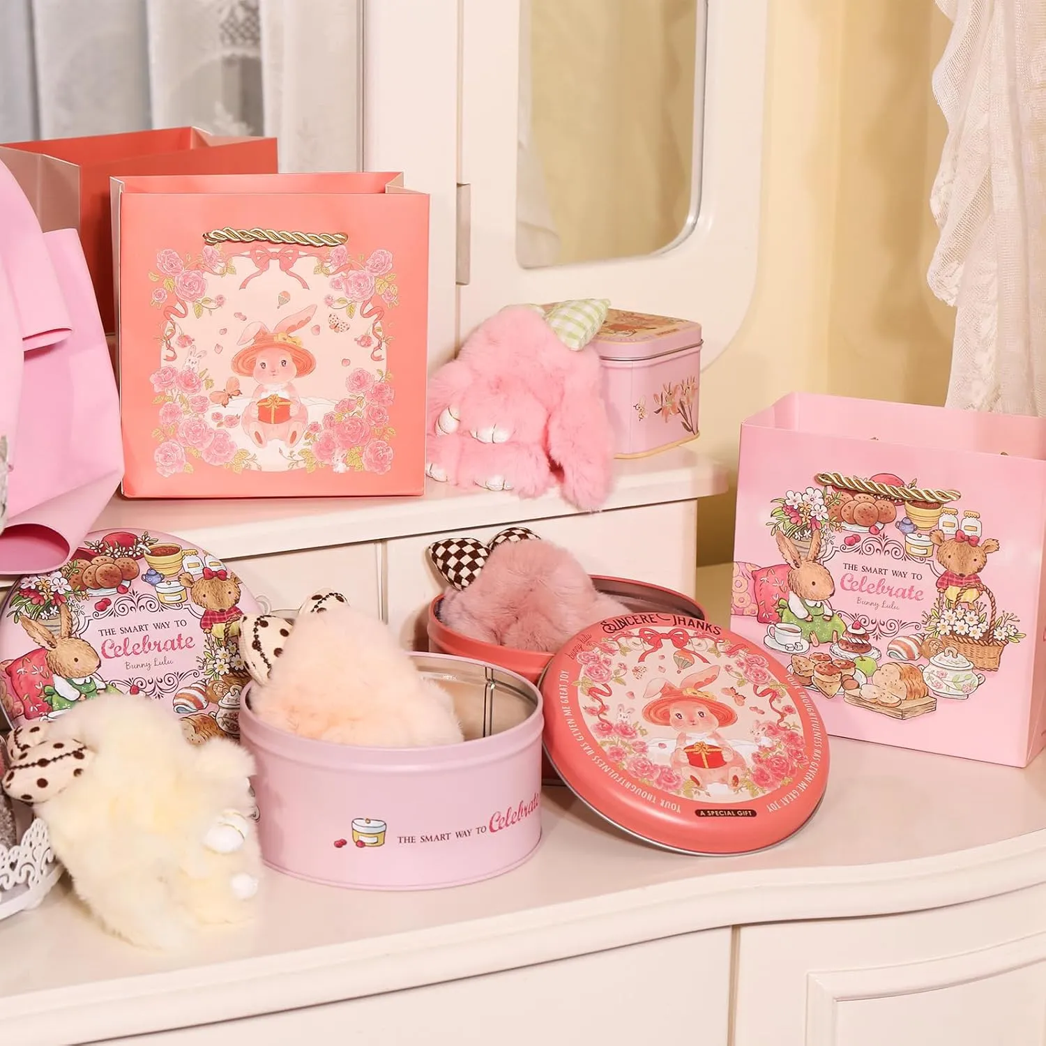 Bunny Lulu Keychain with Tin & Bag Rabbit Fur Bunny Lulu Keychain With Bow for Women Cute Soft Plush Accessory