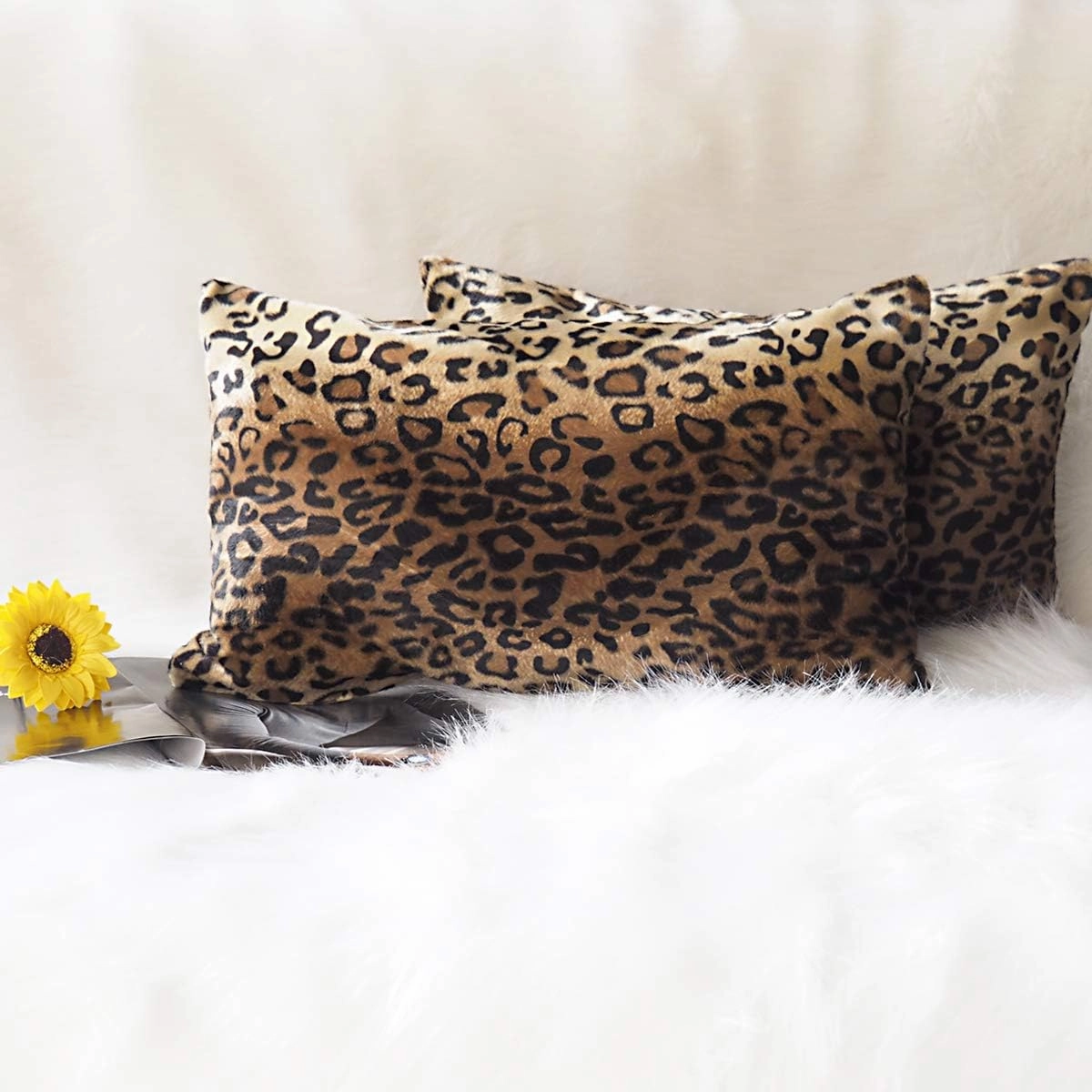 CARRIE HOME Soft Plush Leopard Print Faux Fur Lumbar Pillow Covers for Home Couch Sofa (Set of 2, 12x20 inch)