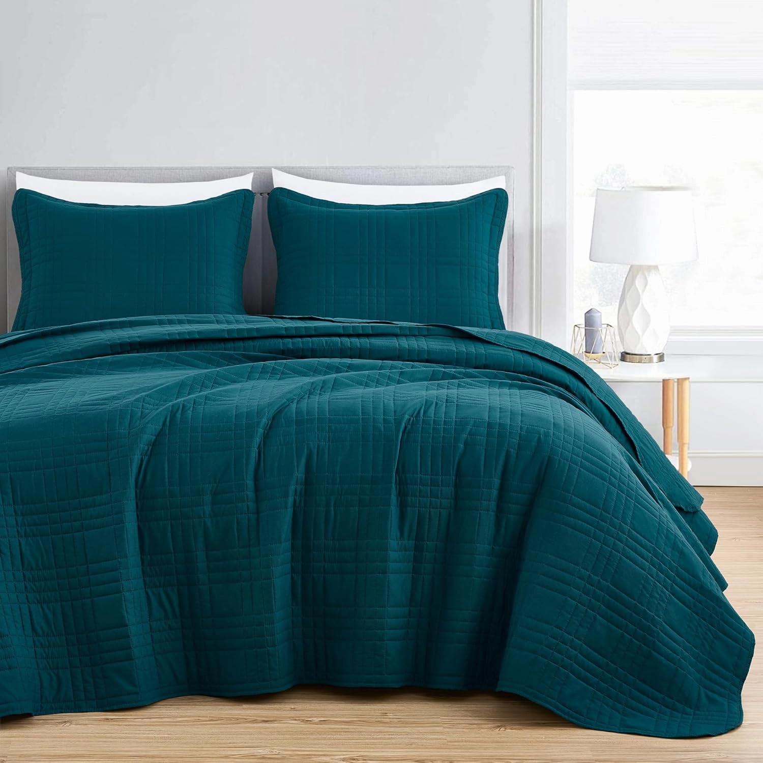 Chezmoi Collection Kingston Queen Size Bedspread Set, 3-Piece Teal Oversized Quilted Microfiber Lightweight Bedspread Coverlet (100"x106") for All Seasons