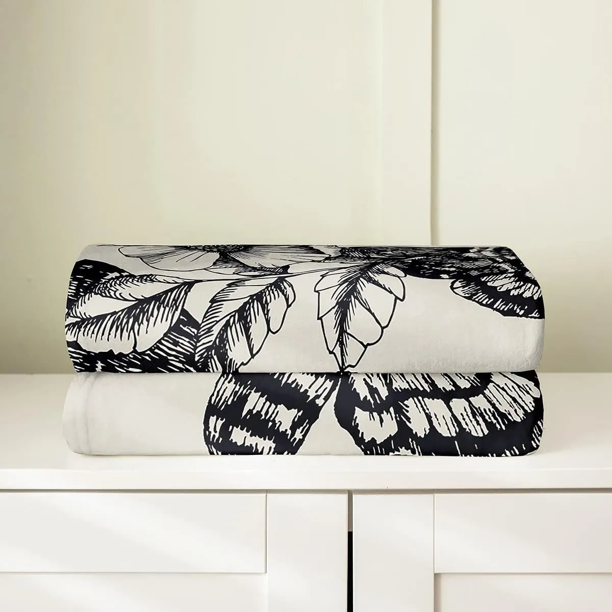 Death Moth Throw Blanket for Boys Girls Adult,Gothic Death Skull Flannel Blanket Lightweight Warm 40x50,Youth Bohemian Fleece Blanket Ultra Soft,Young Man Skeleton Bones Plush Blanket Bedroom Decor