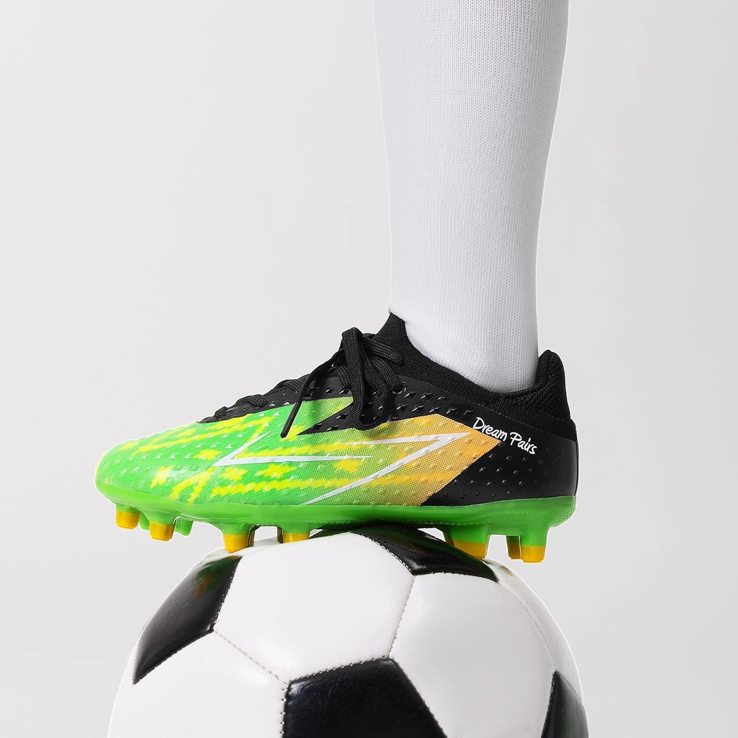 DREAM PAIRS Boys Girls Soccer Cleats Youth Firm Groud Football Shoes for Little/Big Kid