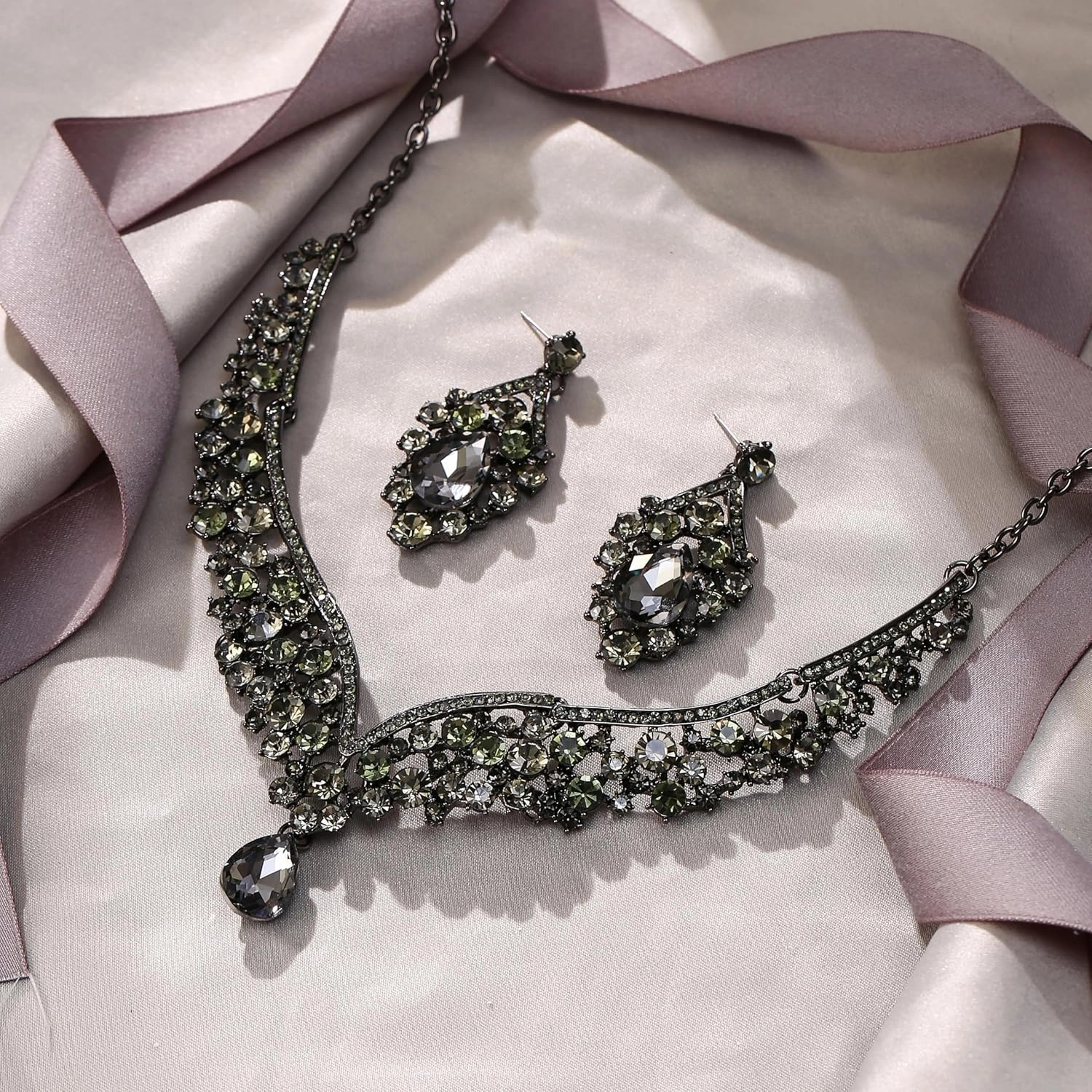 EVER FAITH Wedding Jewelry for Bride Austrian Crystal Elegant V-Shaped Teardrop Bridal Prom Statement Necklace Earrings Set for Women