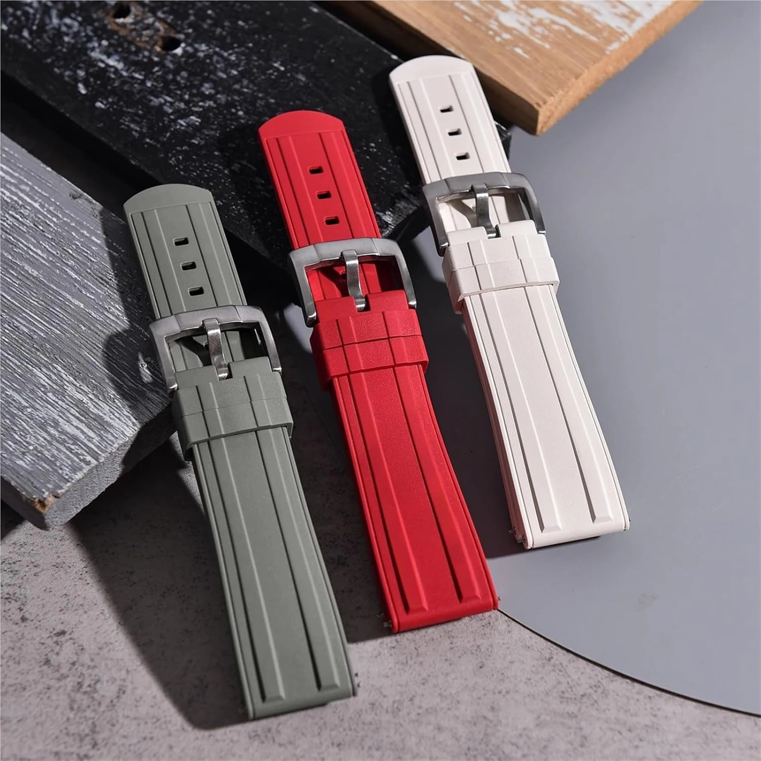 Frosted Rubber Watch Strap 20mm 22mm Locking Feature Quick Release Diving Rubber Watch Band Men Women
