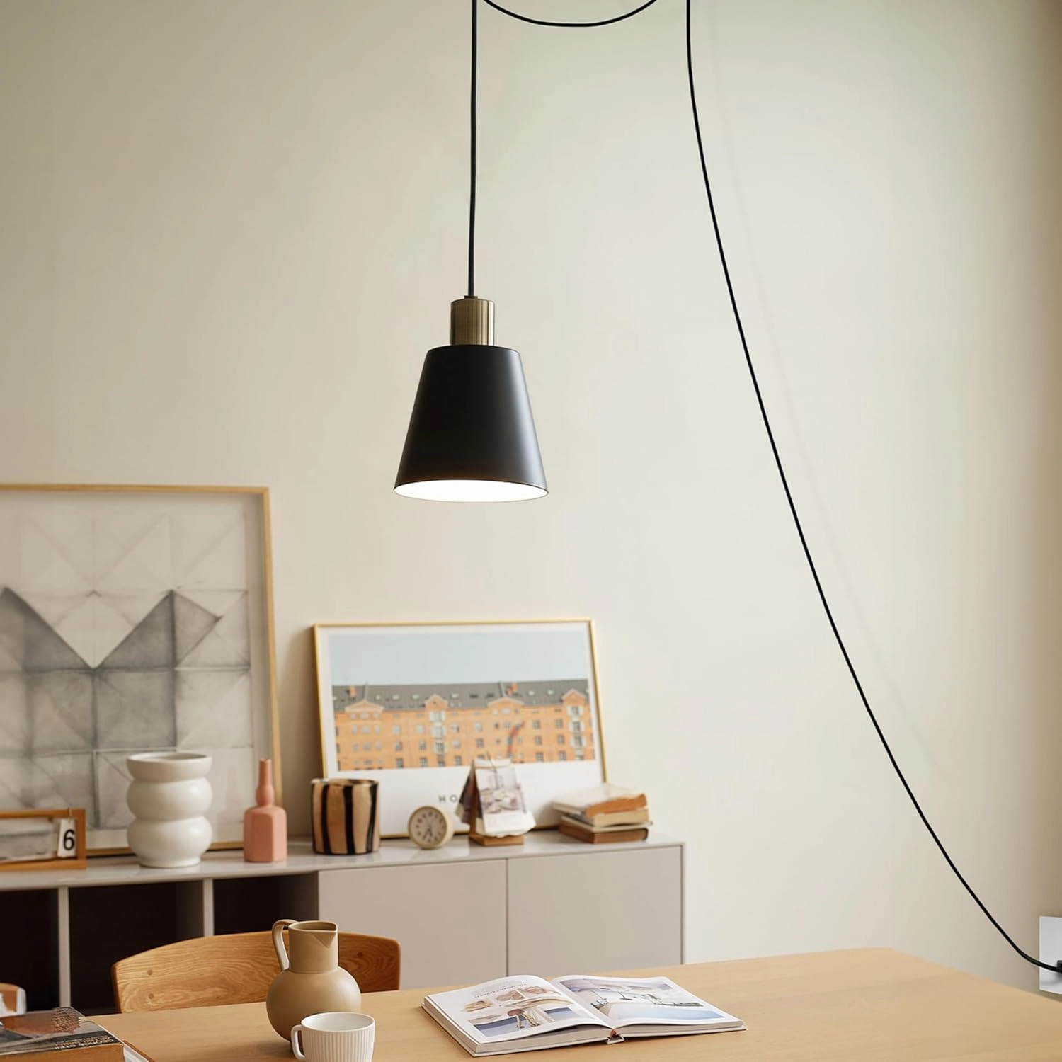 GLOBE Electric 67000153 1-Light Plug-in or Hardwire Pendant Light, Matte Black, Matte Brass Accents, Adjustable Height, Ceiling Lights, Home Essentials, Kitchen, Bedroom, Indoor Lighting, Décor