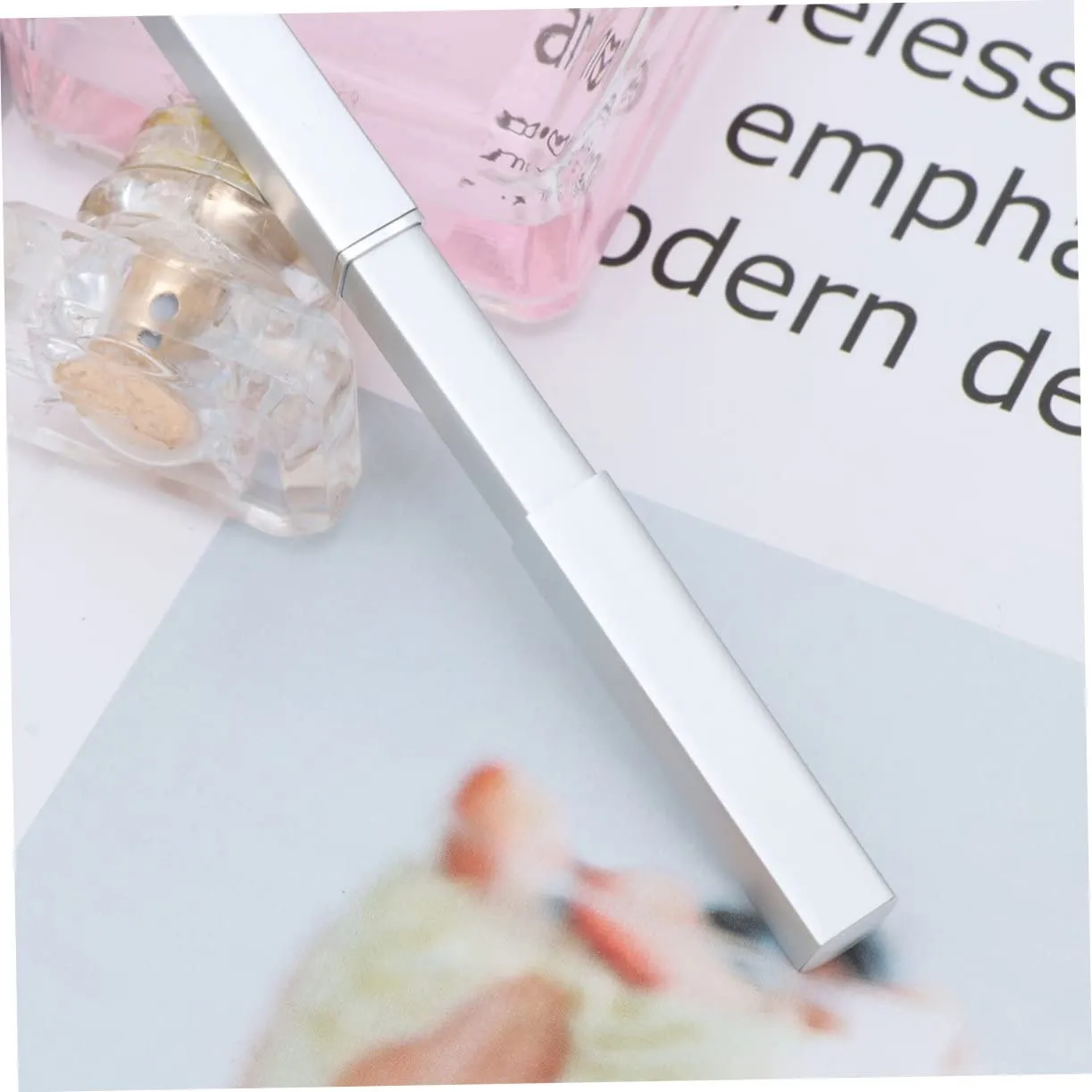 Housoutil 3pcs Durable Metal Tube Retractable Lip Brush Silky Nylon Fiber for Travel Makeup on The Go