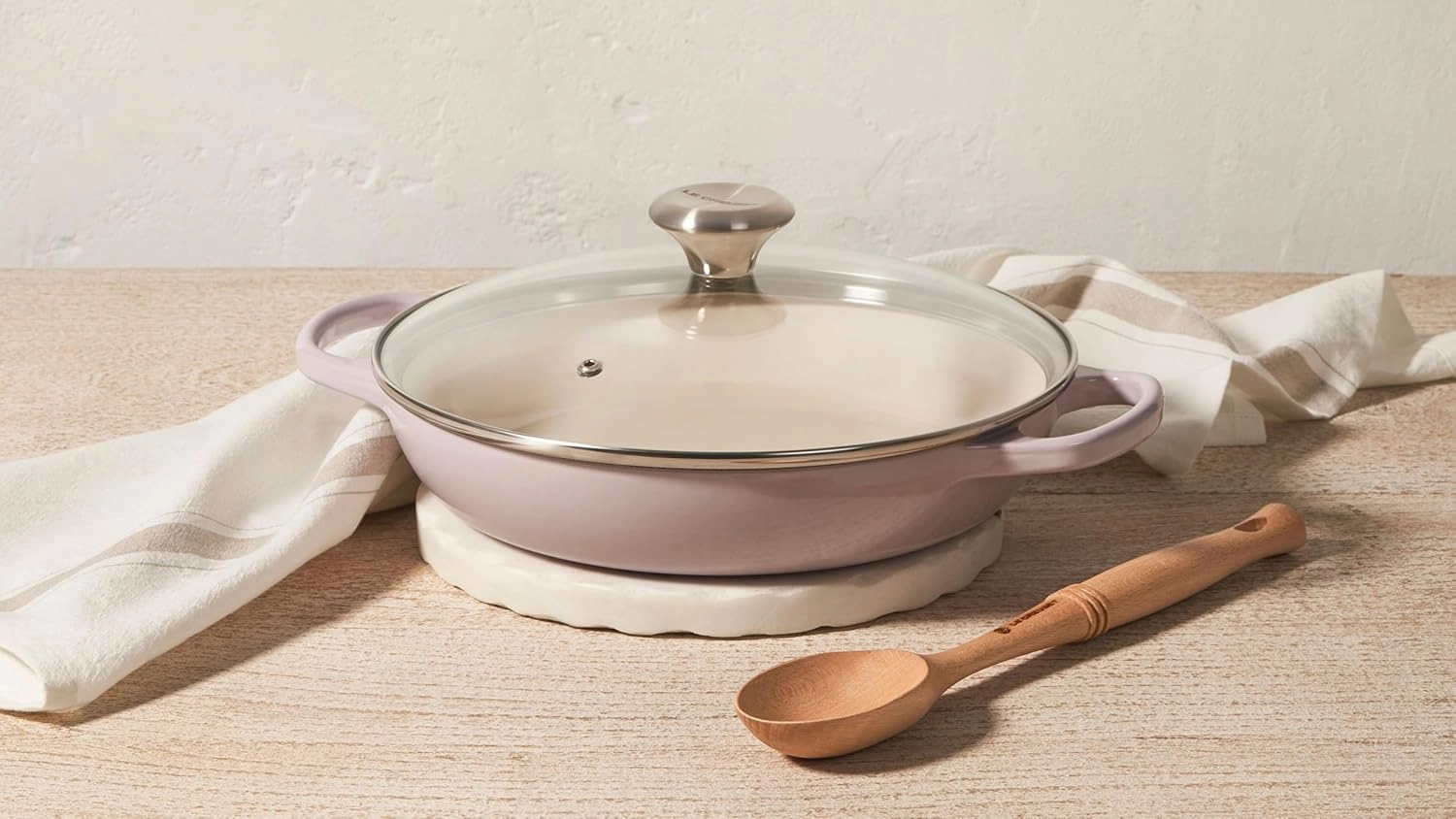 Le Creuset Enameled Cast Iron Signature Round Braiser with Glass Lid, 2.25 qt., Licorice