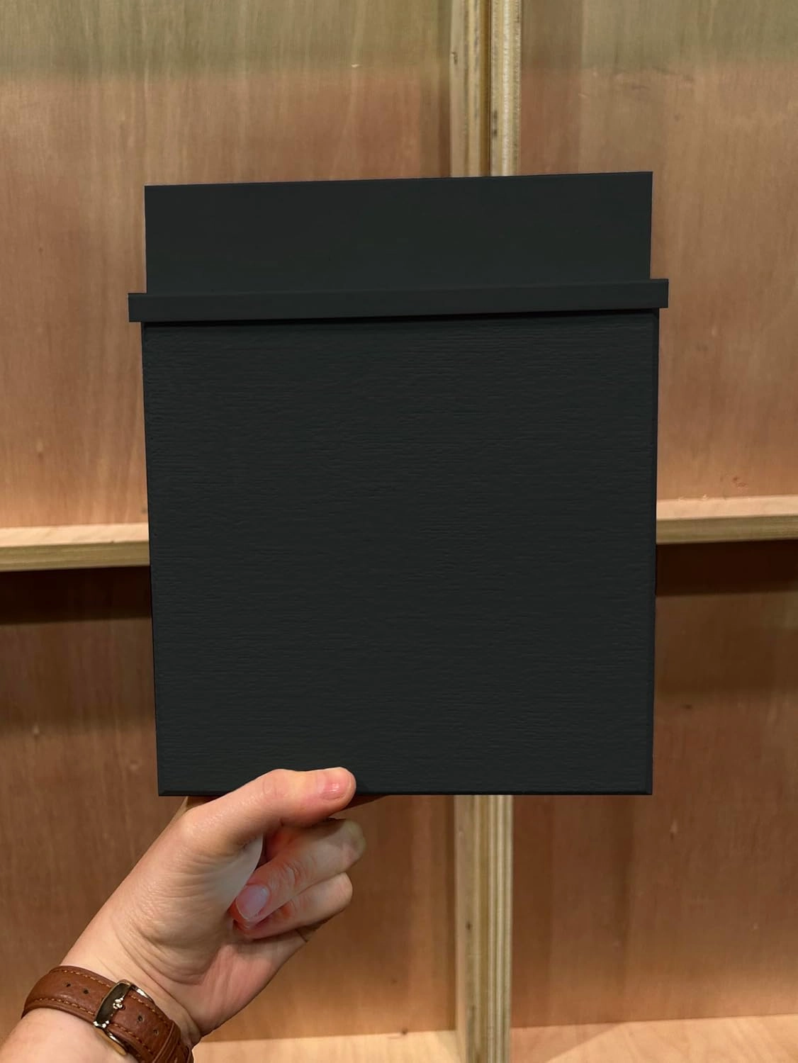 LP SmartSide ExpertFinish J-Block, Brushed Smooth Texture, Engineered Wood Mounting Block for Exterior Fixtures, 7.25" x 7.25", 10pk (Abyss Black)