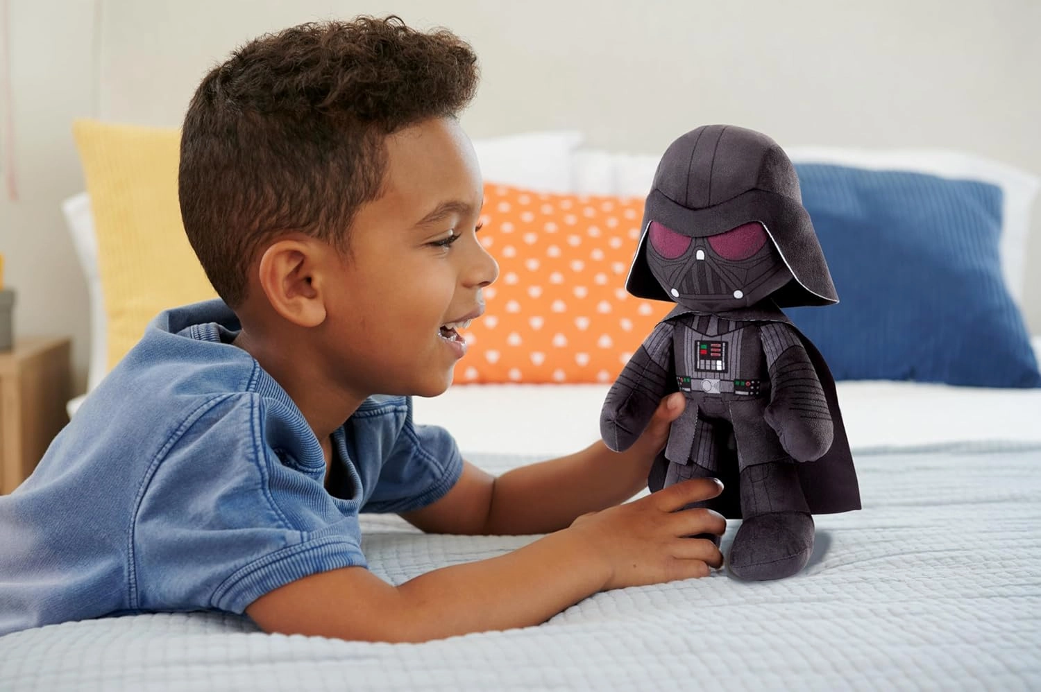 Mattel Star Wars Plush Talkers Soft Toys, 11 to 12-Inch Darth Vader Plush with 10 Sounds & Phrases, Collectible Soft Dolls