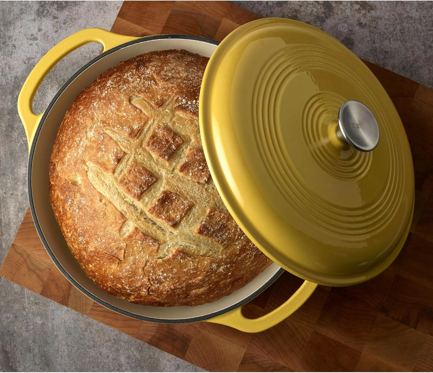 Mercer Culinary Enameled Cast Iron Round Dutch Oven, 6 qt., Canary