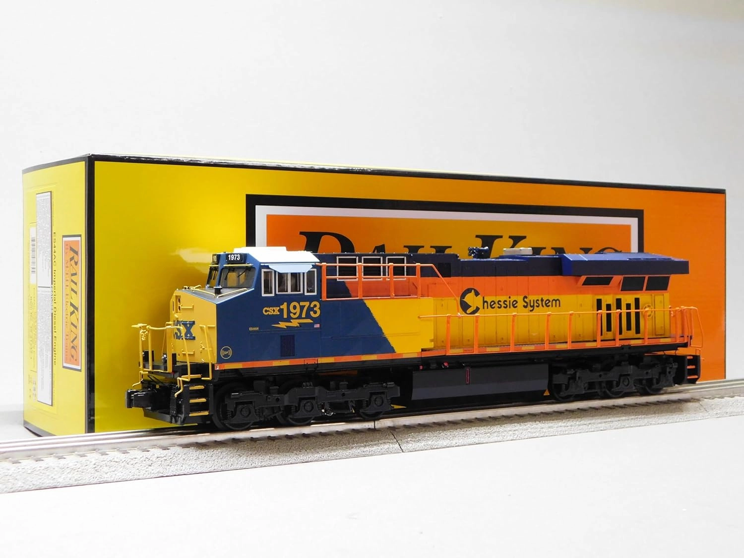 MTH RAILKING Chessie CSX Heritage ES44AC Diesel Engine #1973 O Gauge 30-21242-1