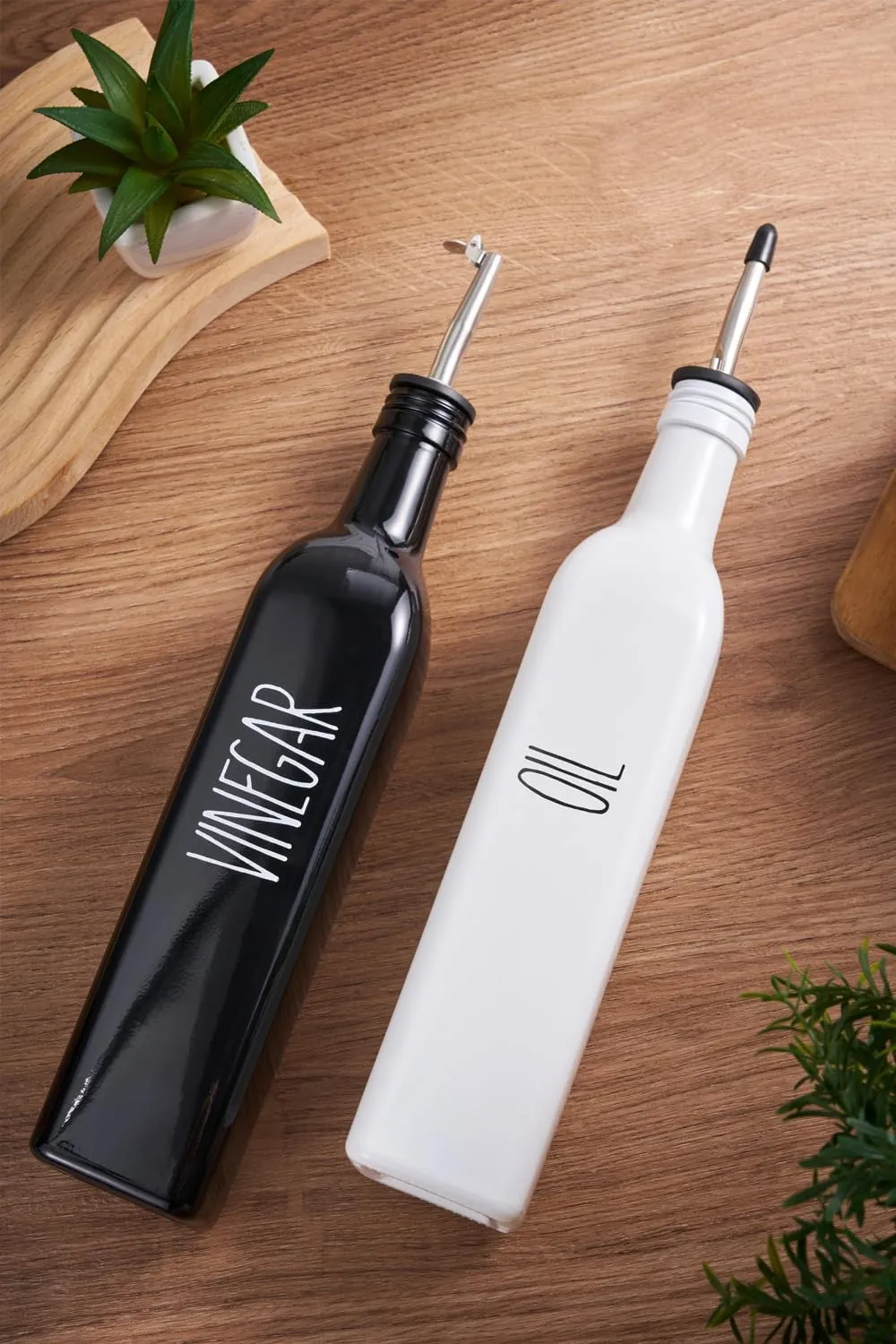 Olive Oil Dispenser - Kitchen Decor (Black)