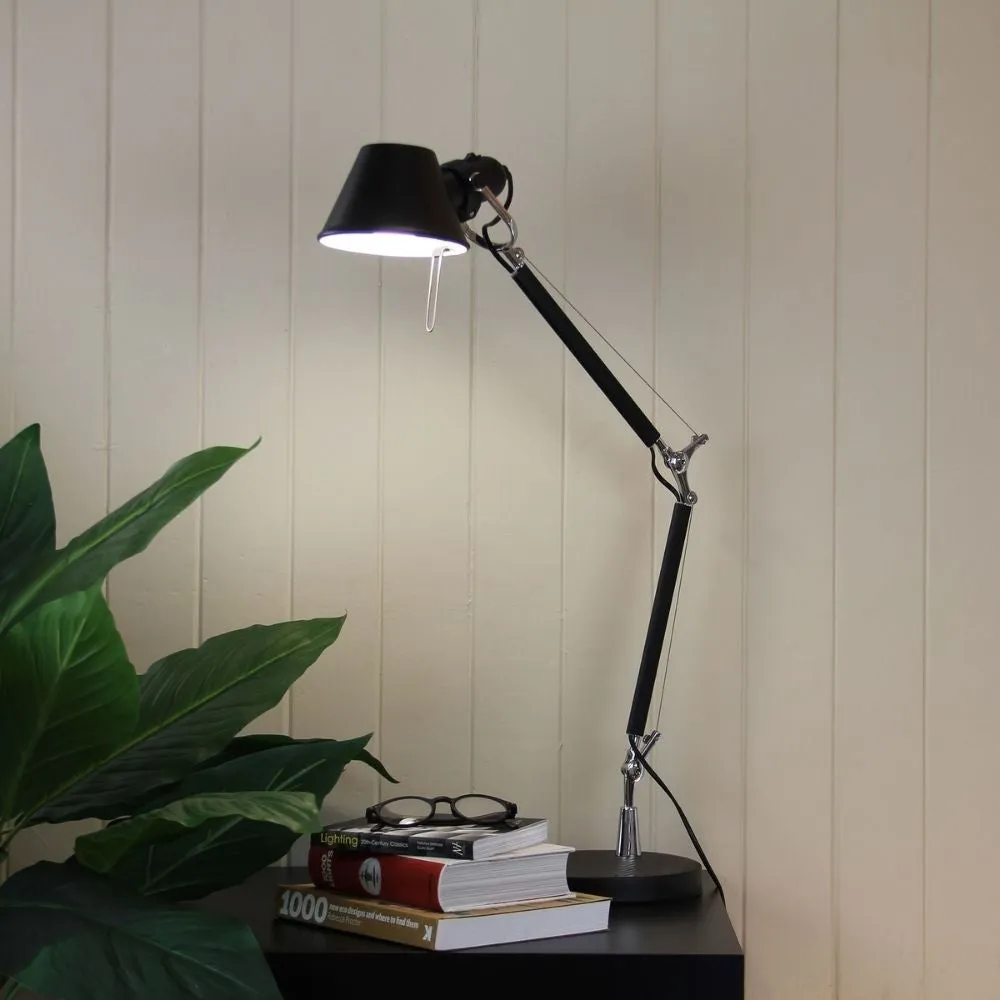 Oriel FORMA - Retro Styled Adjustable Desk And Table Lamp