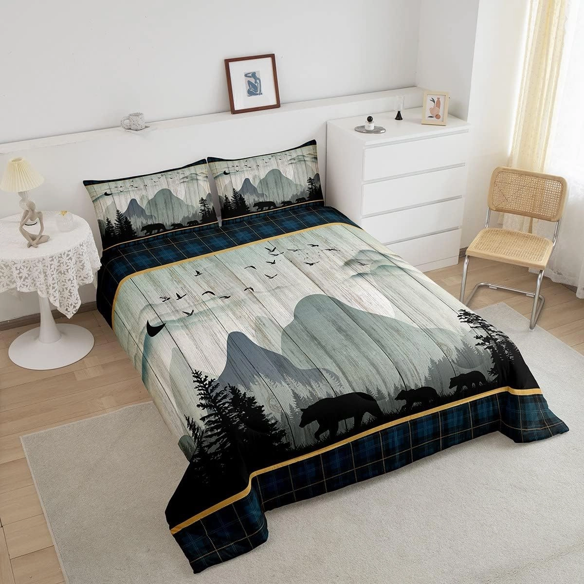 Rustic Bear Comforter Set Twin for Adult Women Wild Animal Bear Print Bedding, Western Farmhouse Theme Duvet Insert for Boys Girls Blue Geometry Grids Decor Quilt, Old Barn Door Print Comforter Set
