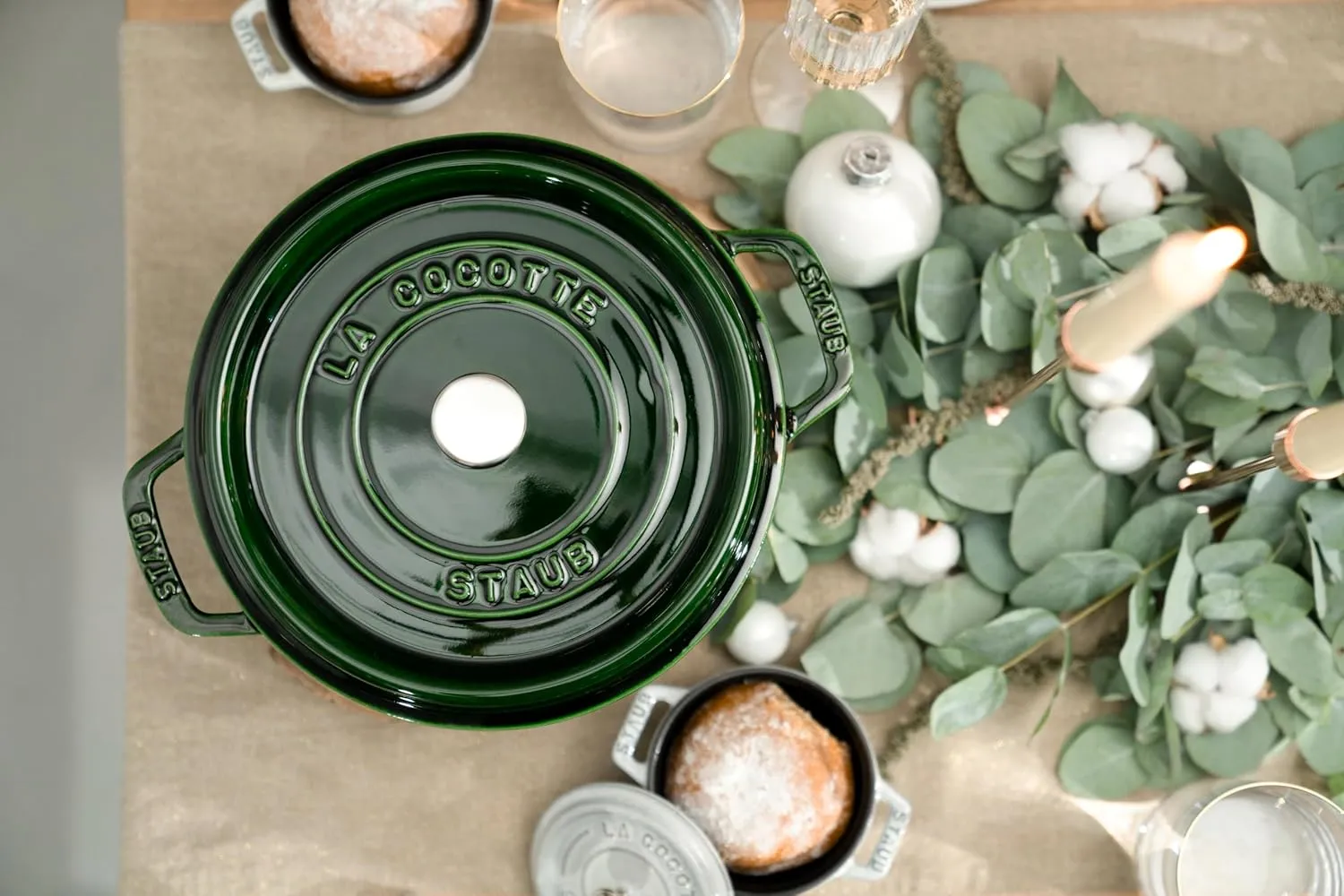 STAUB 1003969 Cast Iron Roaster/Cocotte, Round, 22 cm, 2.6 L, Basil/Green