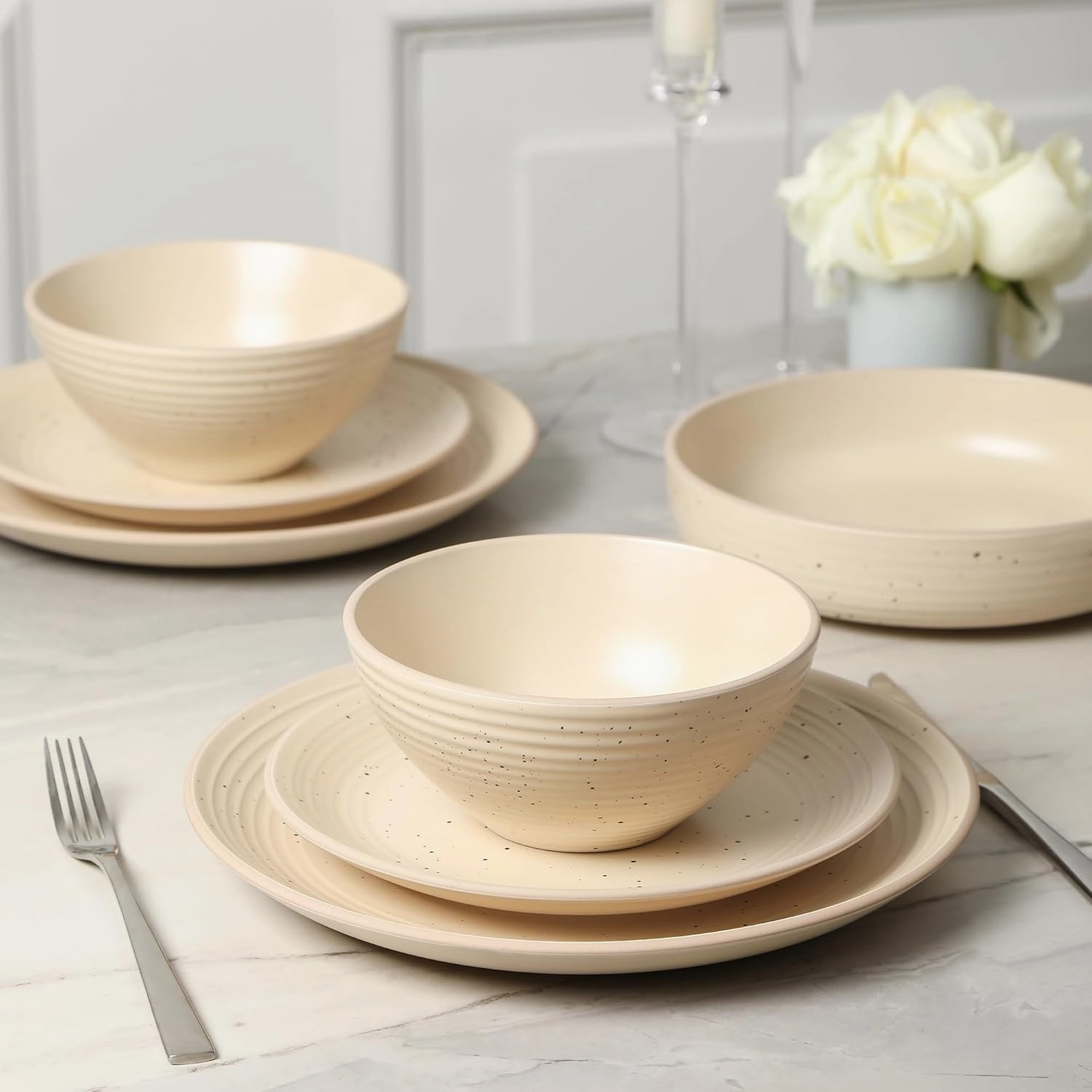 Stone Lain Lauren Modern Stoneware 32-piece Round Dinnerware Set, Plates and Bowls Set, Dish set for 8, Beige