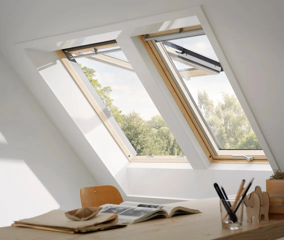 VELUX GPL SK08 3068 Triple Glazed Pine Top-Hung Window (114 x 140 cm)