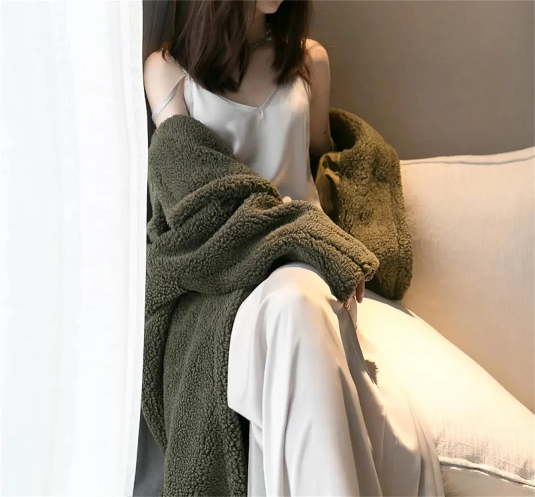 Women's Winter Bear Coat Thick Faux Lamb Wool Jacket Long Shearling Style Coat with Large Grain Texture